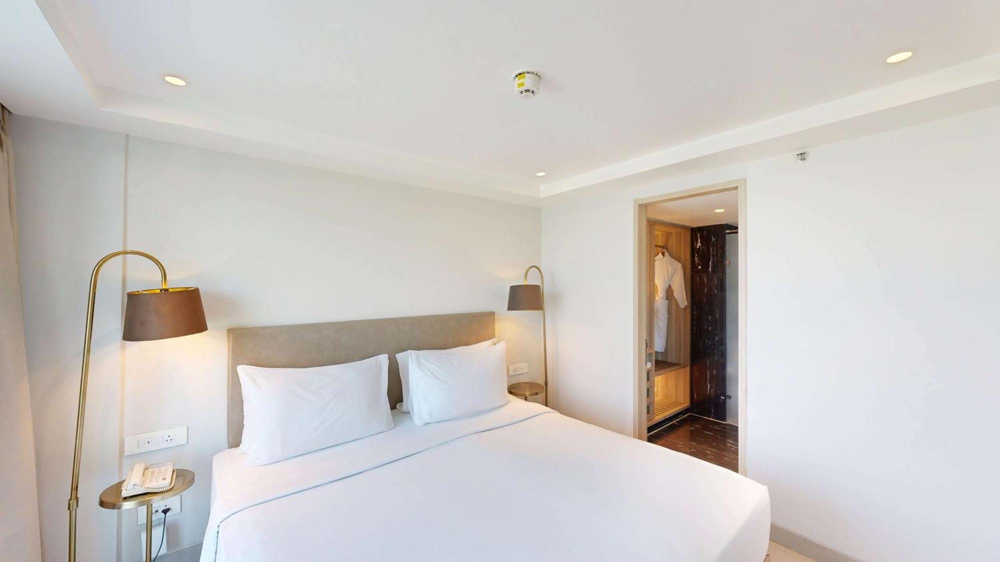 Radisson Hotel Bareilly Airport מראה חיצוני תמונה