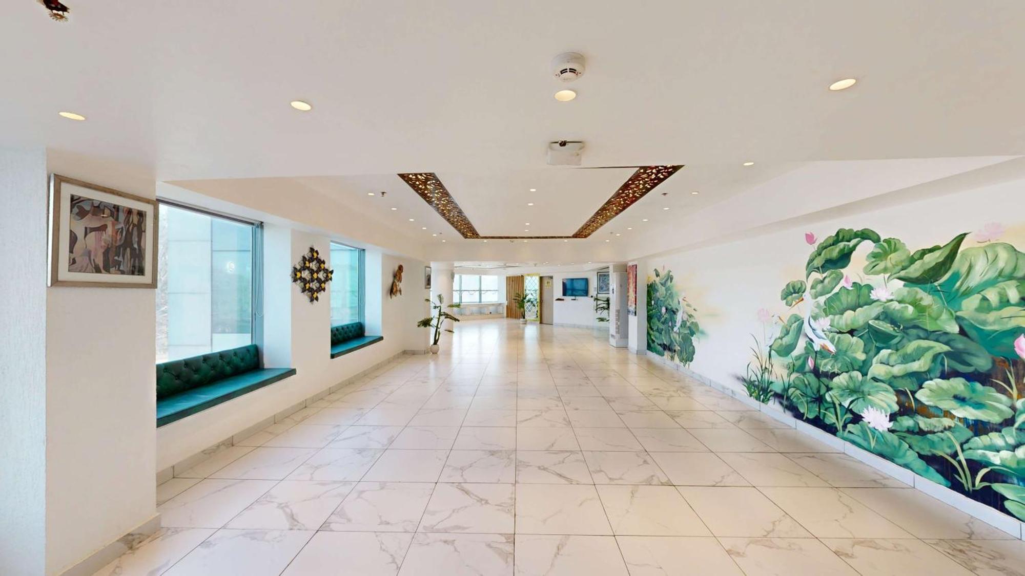 Radisson Hotel Bareilly Airport מראה חיצוני תמונה